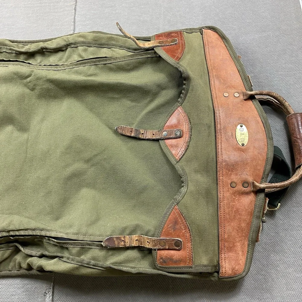 Vintage Orvis Battenkill Garment Bag Beautiful Aged Leather & Green Field Canvas